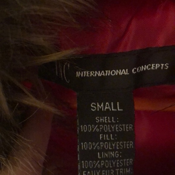 Red INC winter coat - Picture 2 of 3